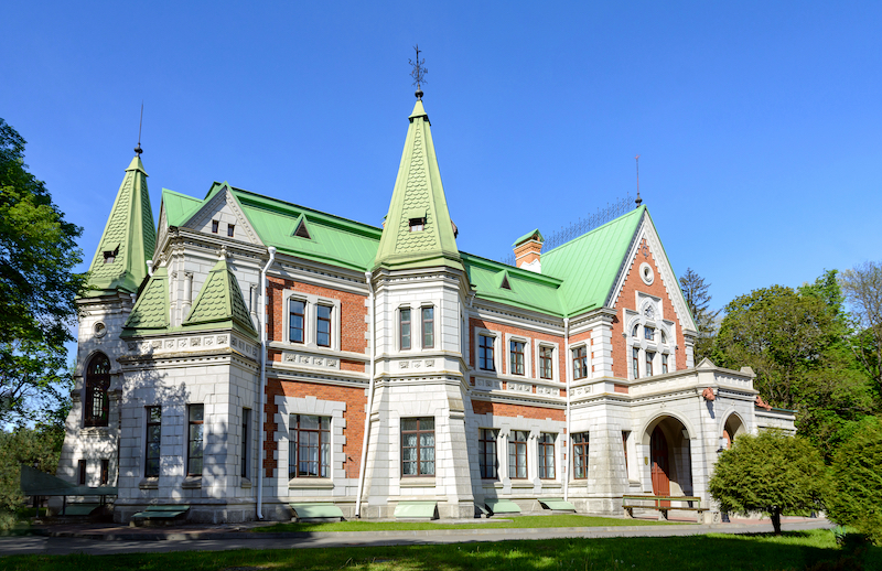 Palace in Krasny Bereg