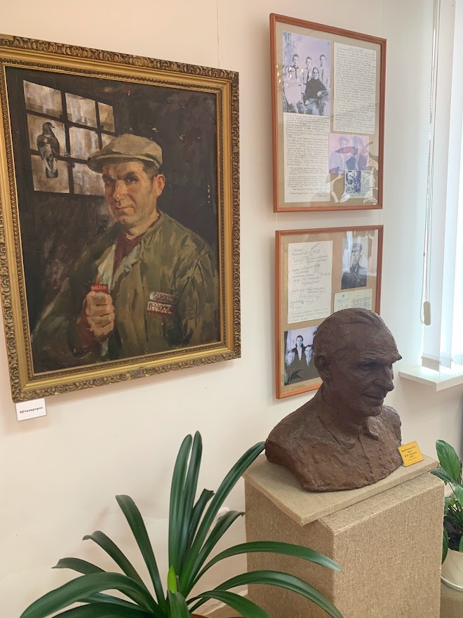 автопортрет Н.Н.Пушкаря