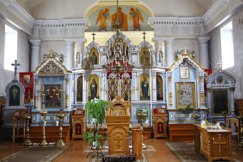 Костел Святой Троицы внутри