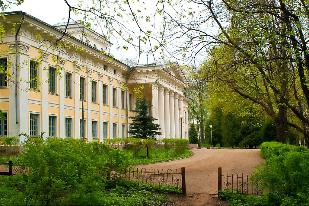 Дворец Булгаков