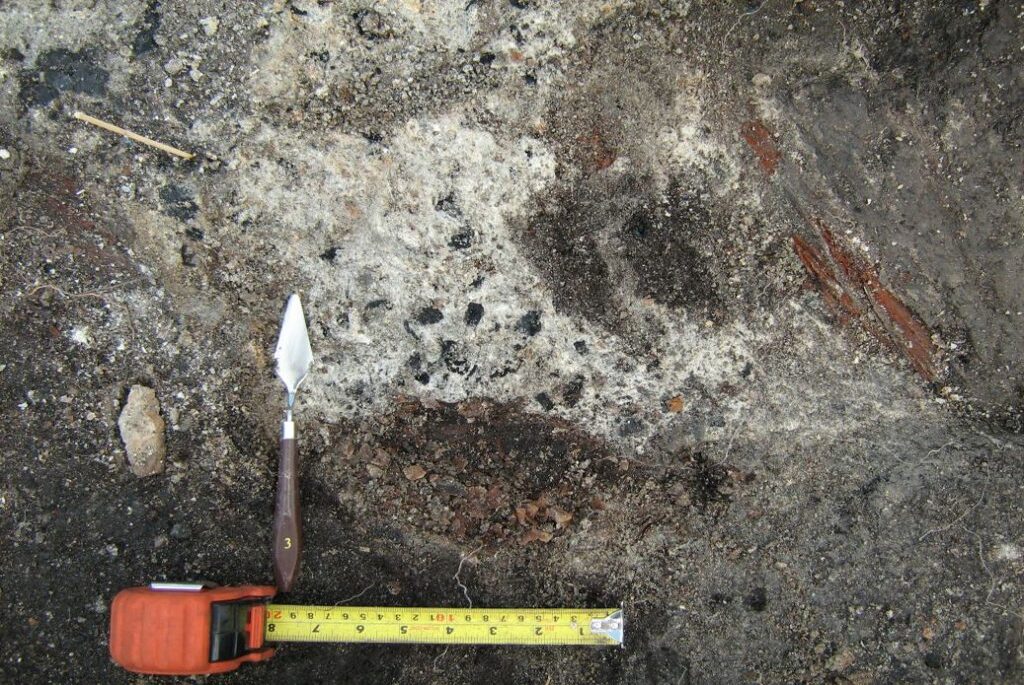 Археологические памятники Кривина и Асавец