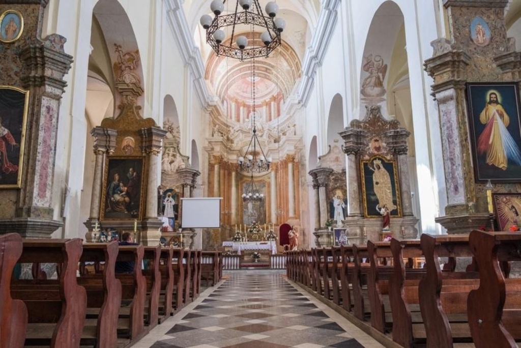 костел францисканцев в деревне Гольшаны