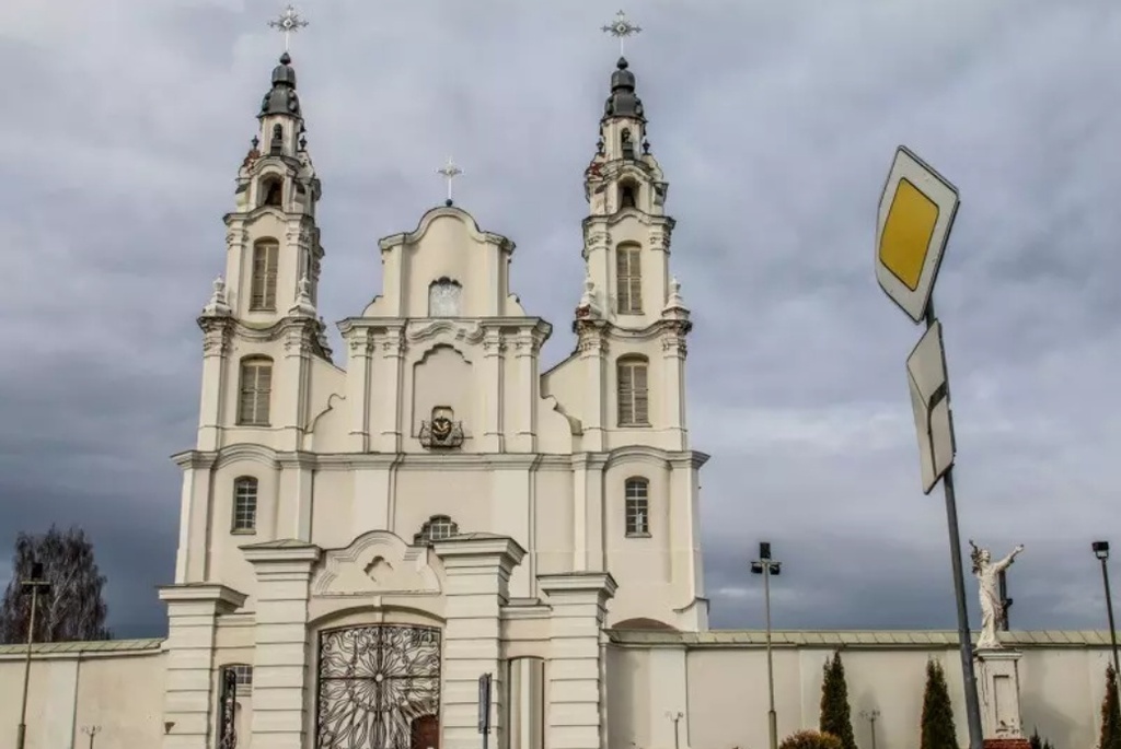монастырь францисканцев в Ивенце