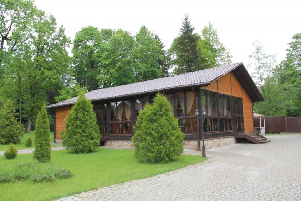 Охотничий комплекс «Охотник у дуба»