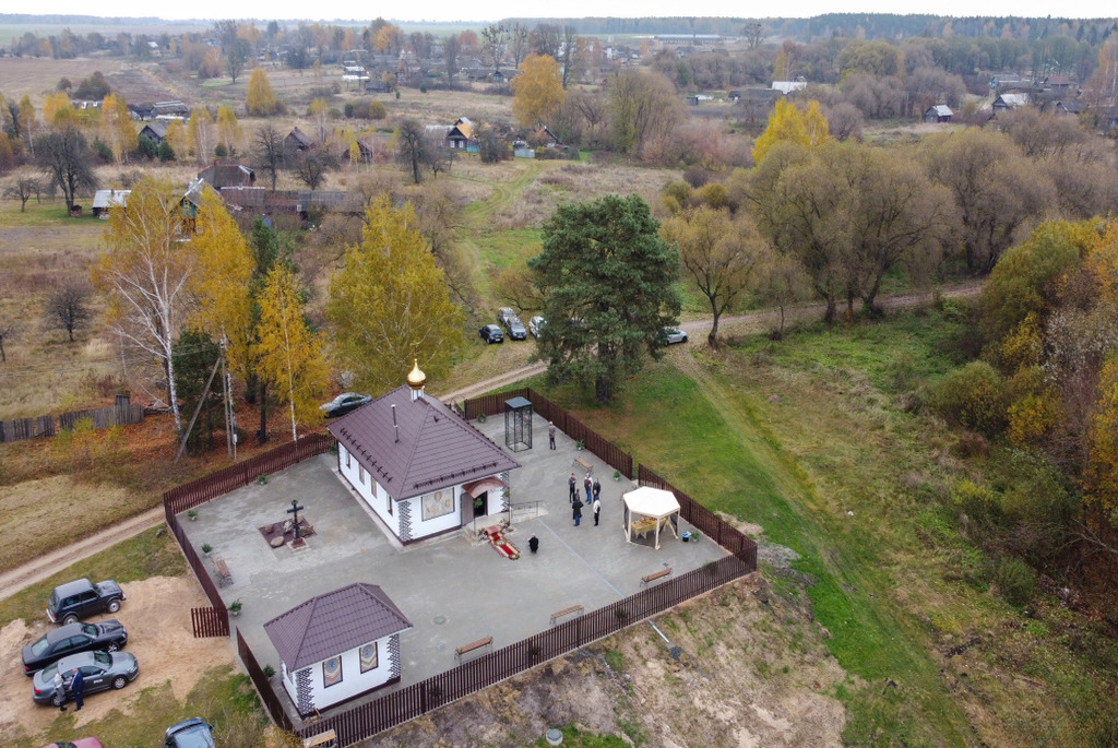 Свято-Никольский храм в деревне Вирков