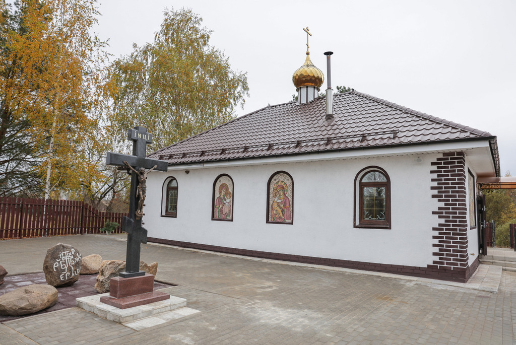 Свято-Никольский храм в деревне Вирков