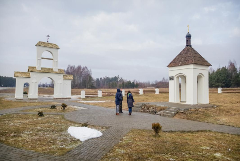 Святой источник в Ракове