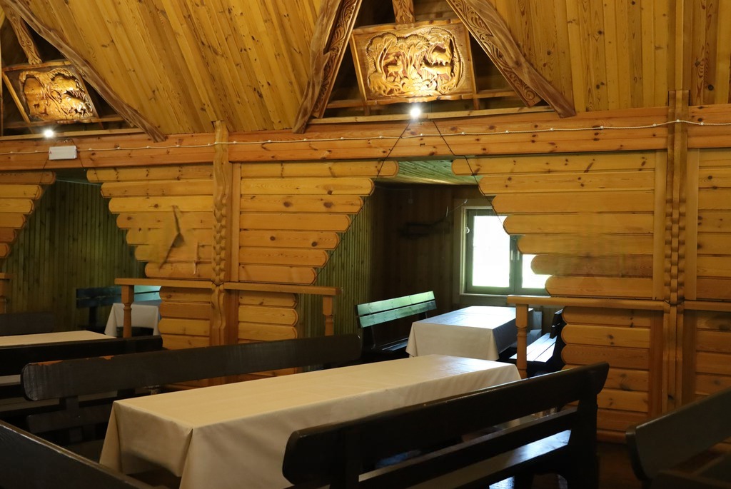 Закусочная «Хата Деда Мороза»