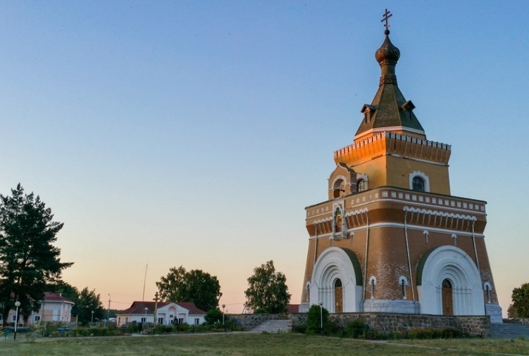 Мемориальная часовня в деревне Лесная