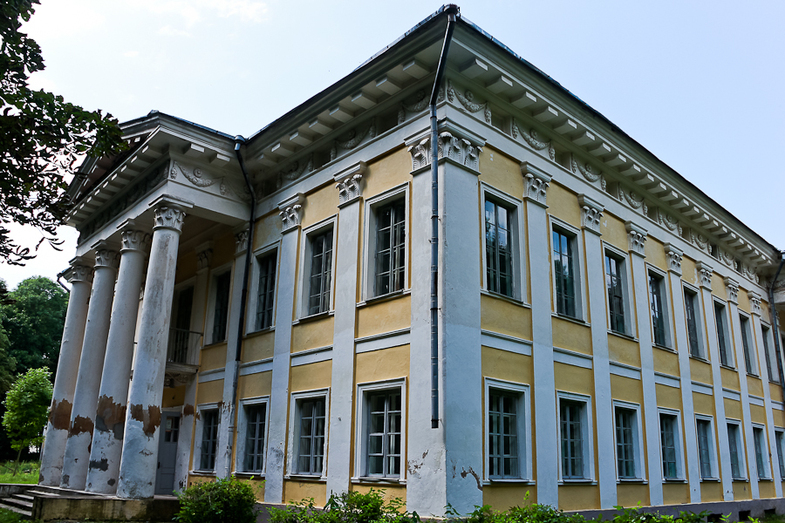Дворец Булгаков